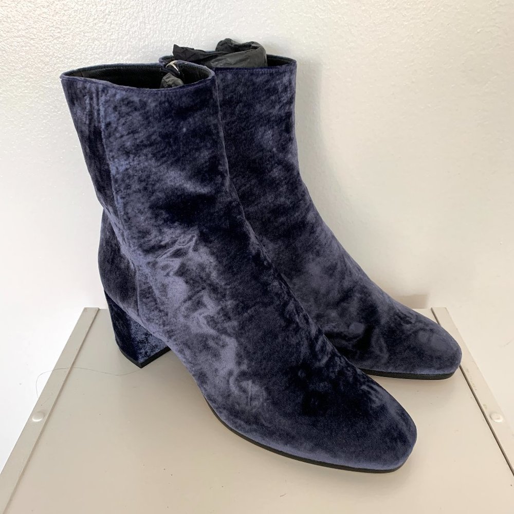 M.Gemi Corsa Blue Velvet Ankle Boots sz 36.5/6.5